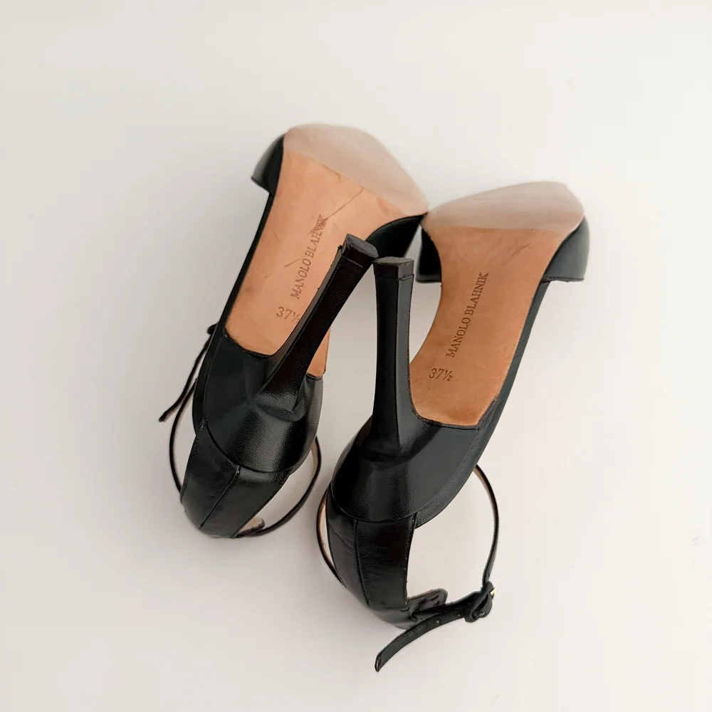 Manolo Blahnik ブラウン スエード ハイヒール　38.5 Manolo Blahnik ブラウン スエード ハイヒール 38.5